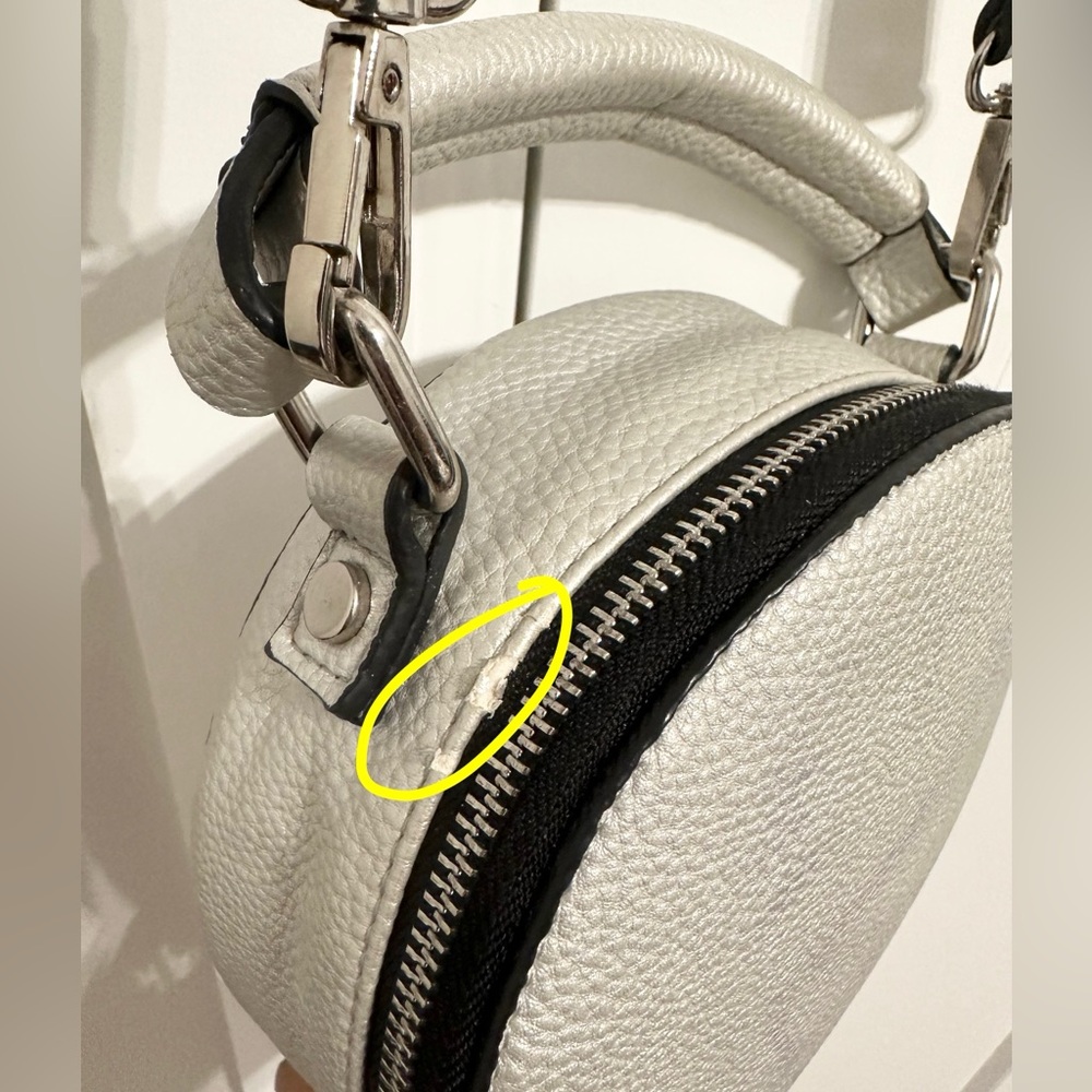 Topshop Round Sliver Crossbody Bag - Picture 13 of 13